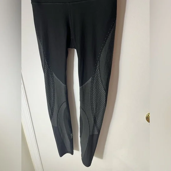 Lululemon Mapped Out High-Rise Tight 28” - Picture 6 of 9